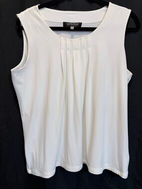 Kasper White Pleated Front Sleeveless Camisole